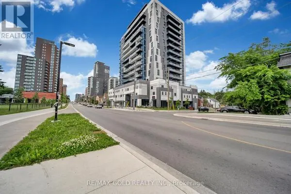 803 - 128 KING STREET N