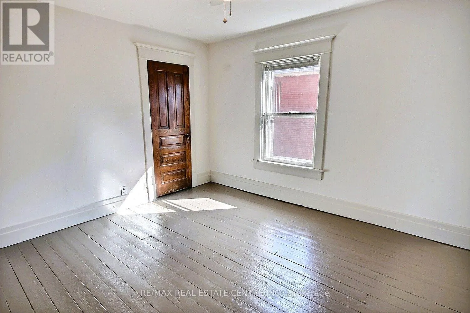 223 WATER STREET N
