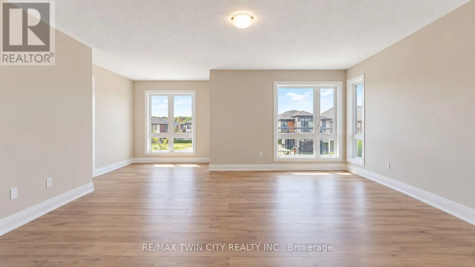 31 JACOB DETWEILLER DRIVE