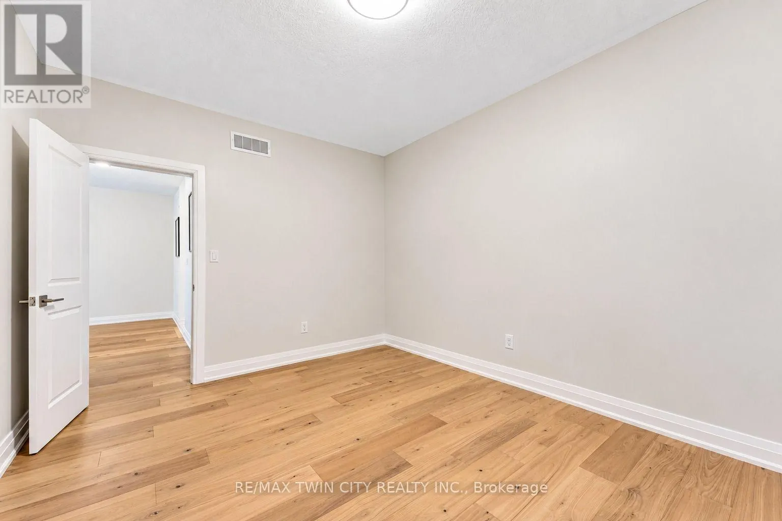 31 JACOB DETWEILLER DRIVE