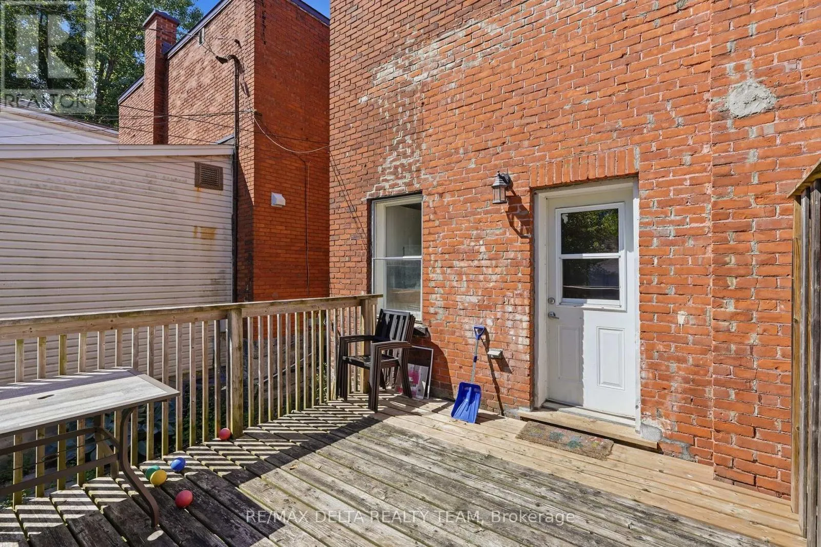 181 GOULBURN AVENUE