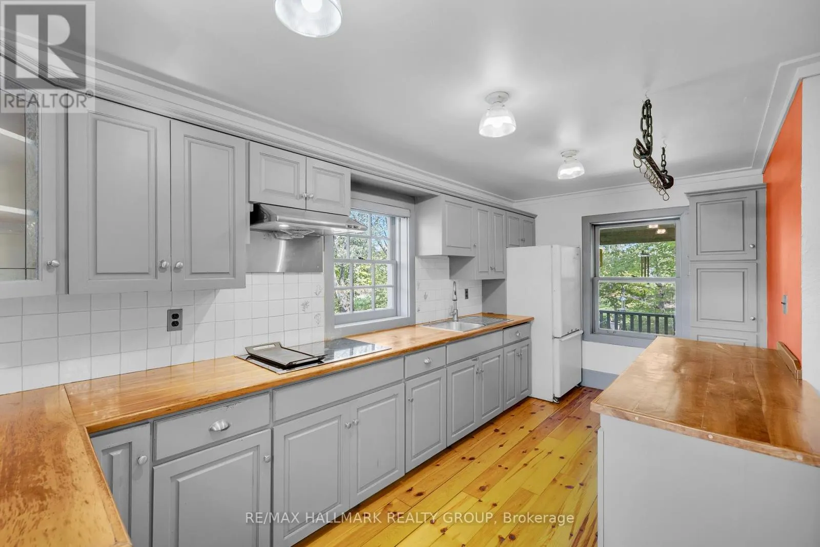 30 BALLYCANOE ROAD
