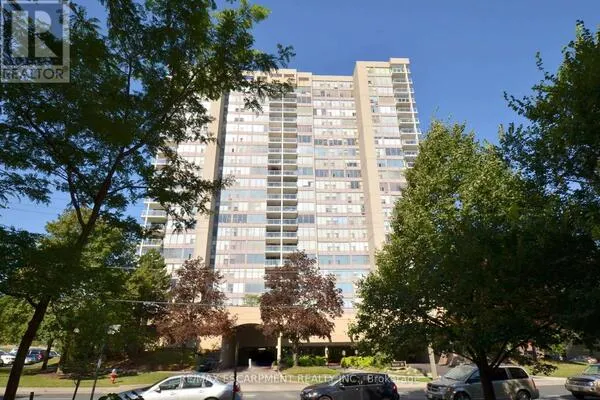 1203 - 75 QUEEN STREET N