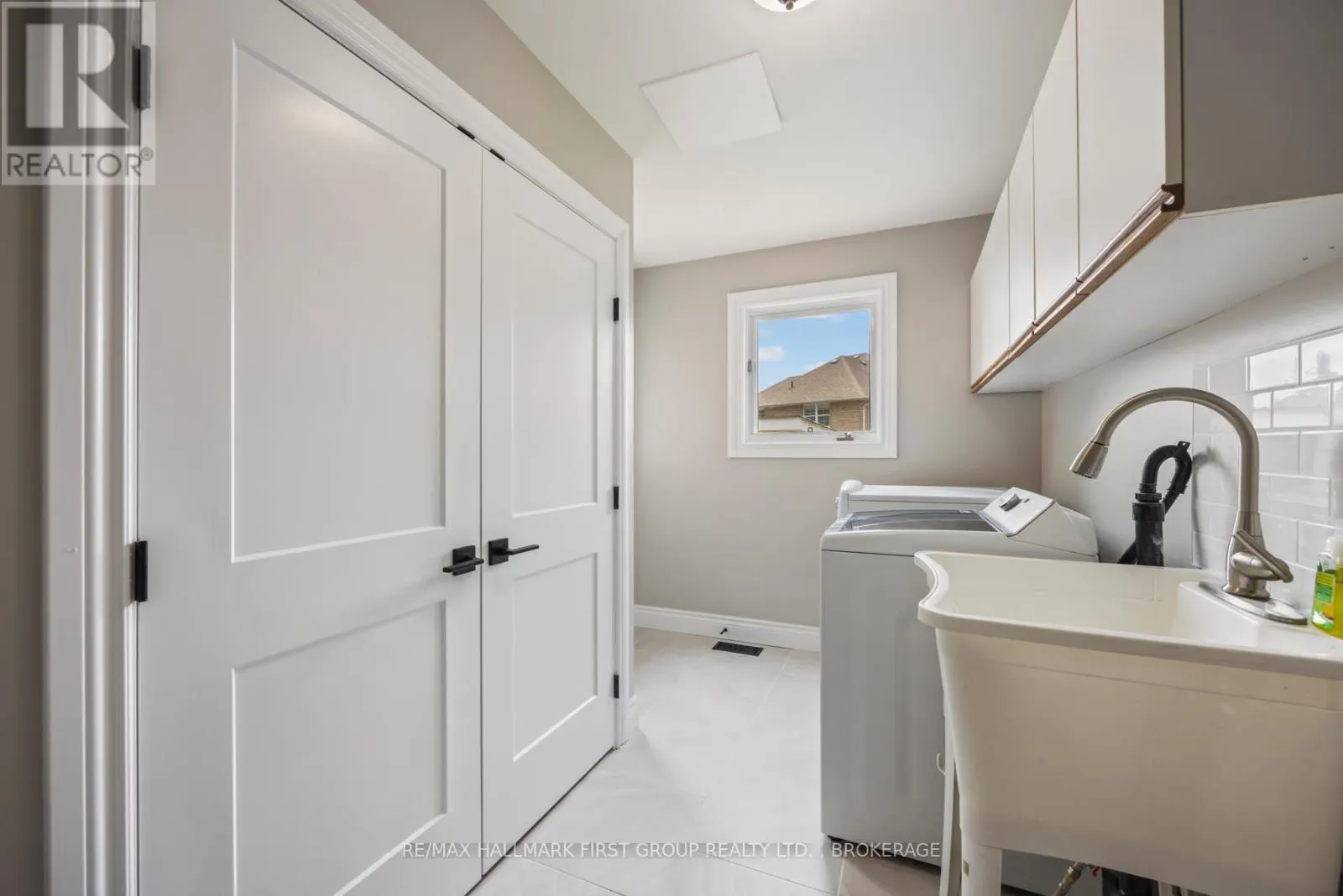 272 FRIARHILL CRESCENT