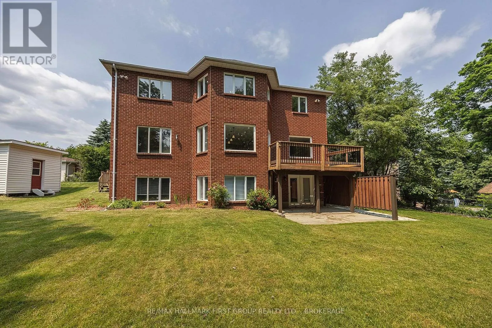 272 FRIARHILL CRESCENT
