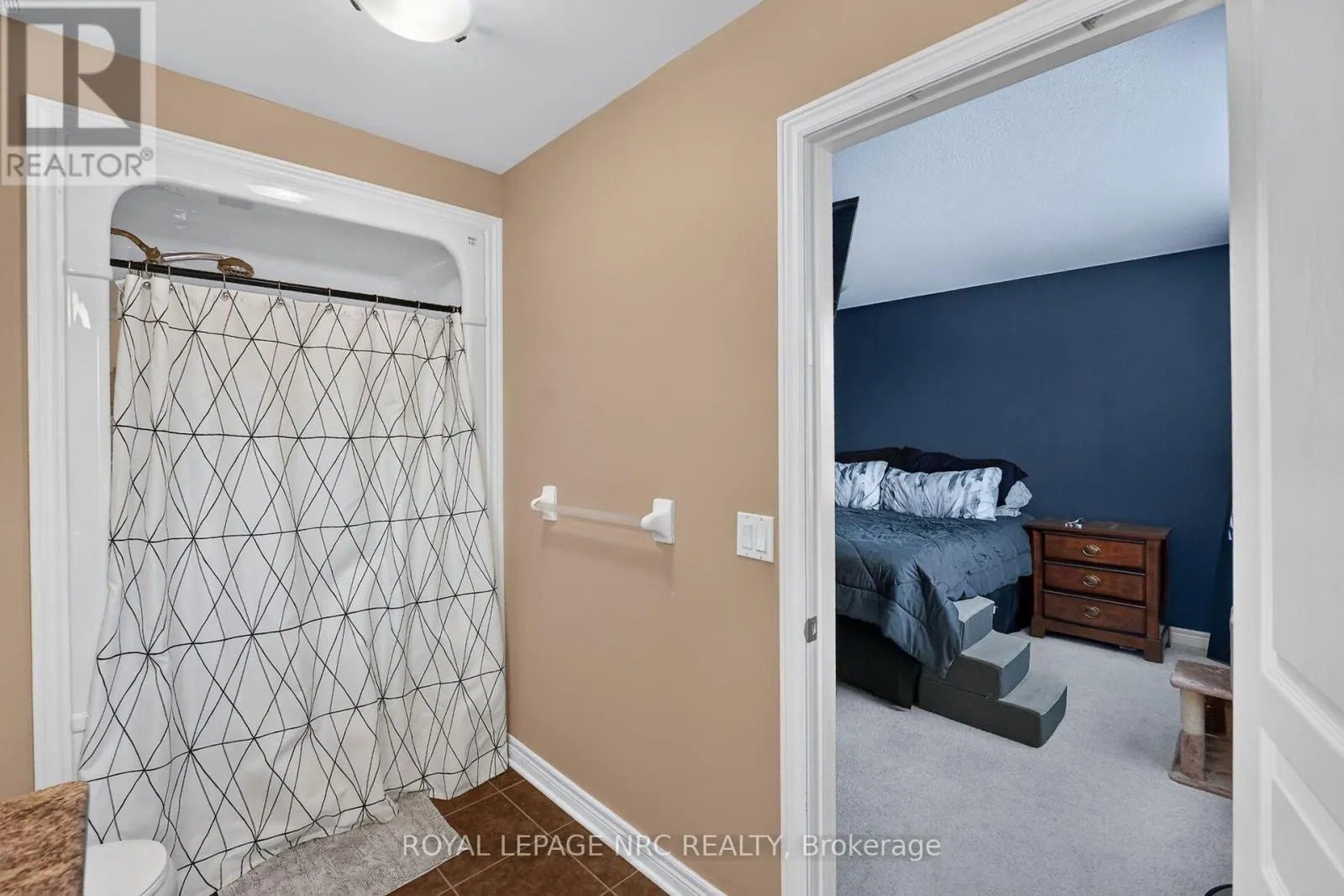 255 EMPRESS AVENUE