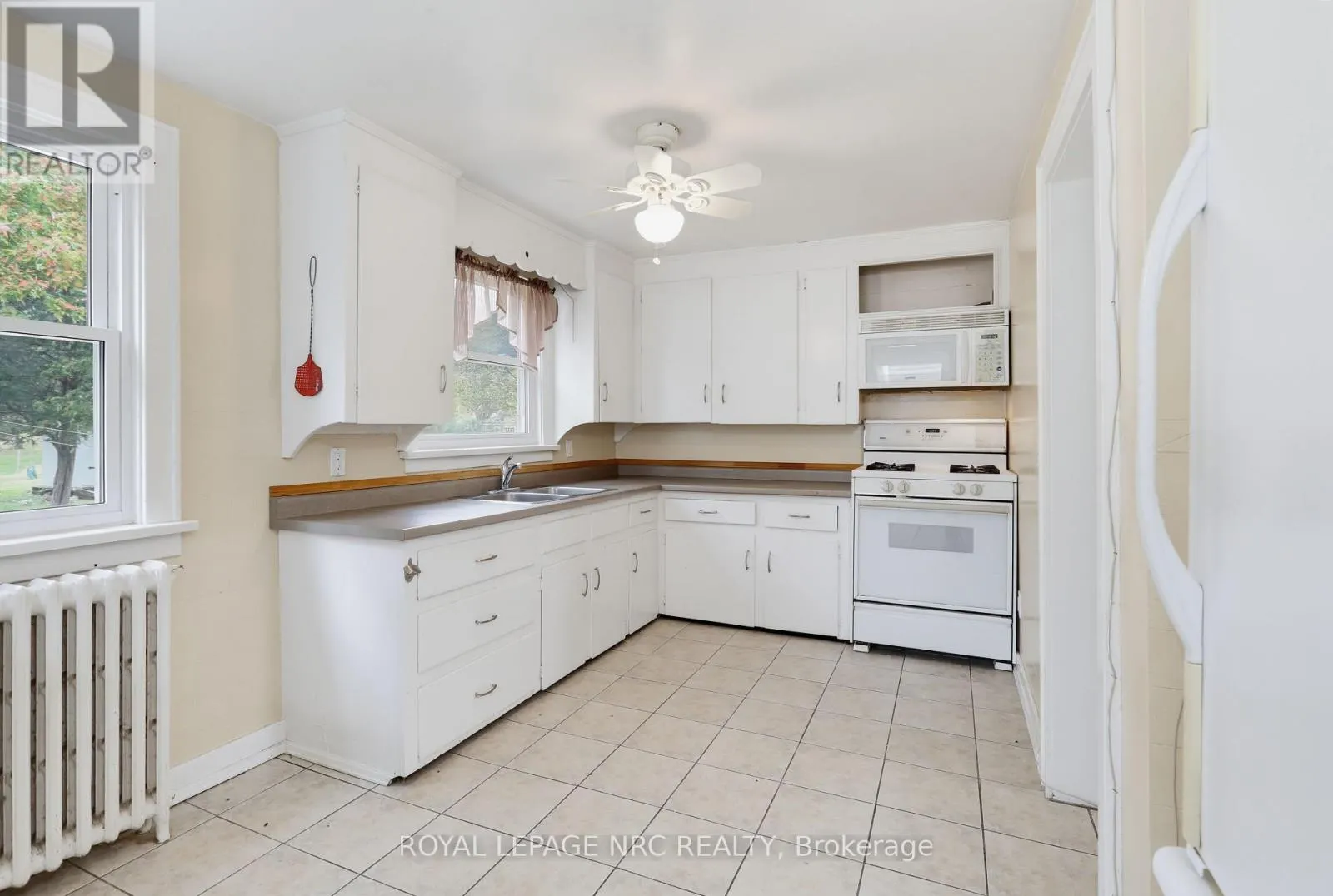 536 FIELDEN AVENUE