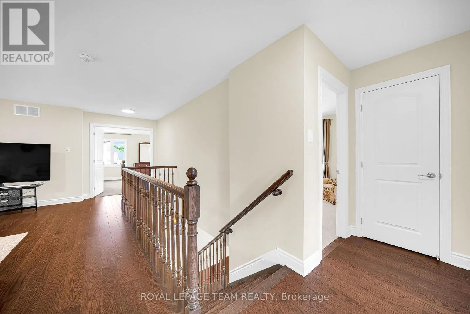 607 PARADE DRIVE