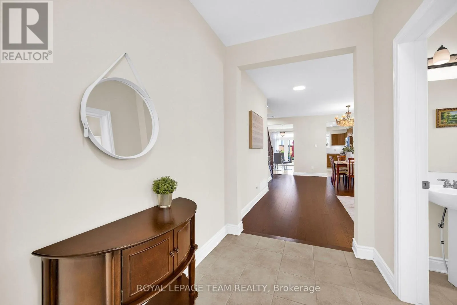 607 PARADE DRIVE