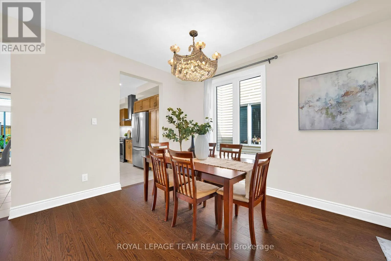 607 PARADE DRIVE