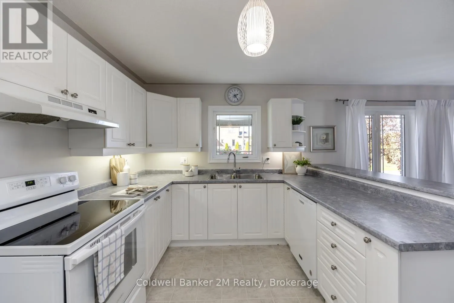 504 SETTLER'S RIDGE NW