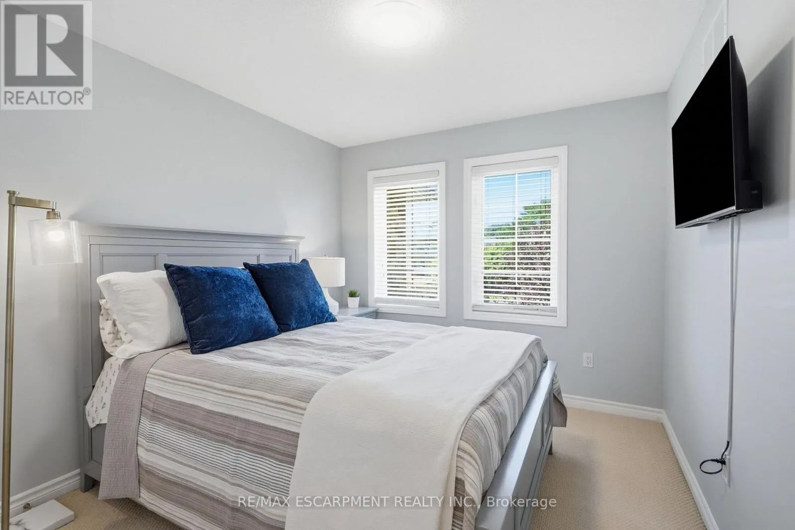 12 - 39 PANABAKER DRIVE