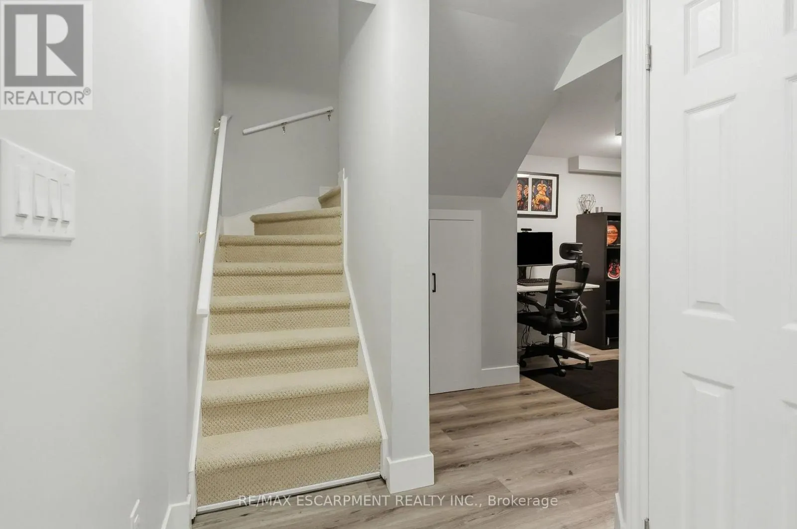 12 - 39 PANABAKER DRIVE