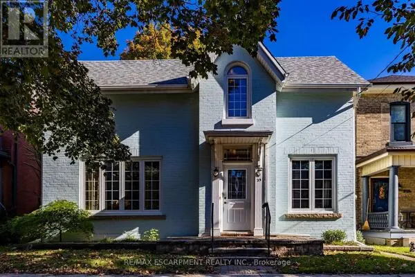 33 PALMERSTON AVENUE