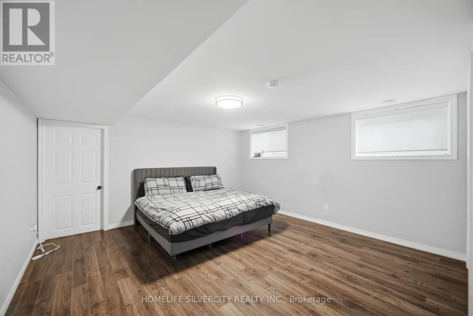 165 ST ANDREWS STREET W