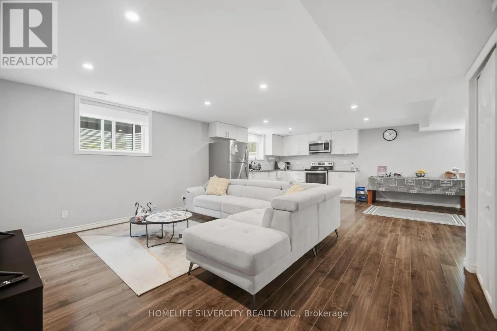 165 ST ANDREWS STREET W