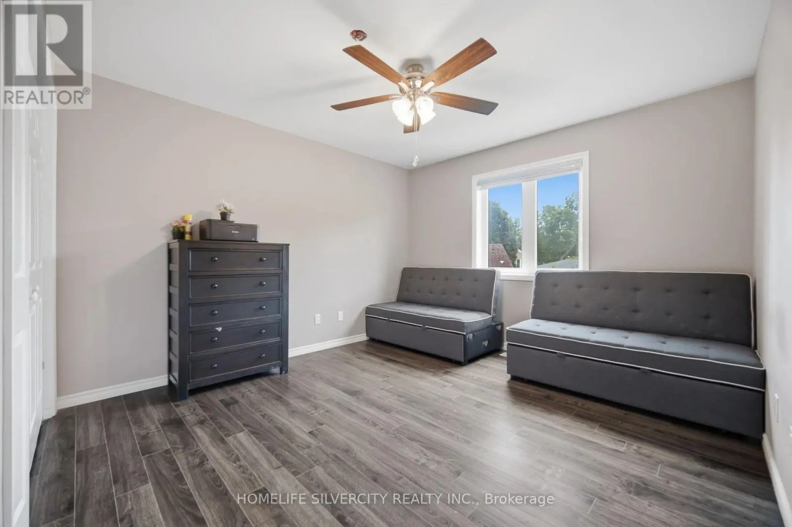 165 ST ANDREWS STREET W