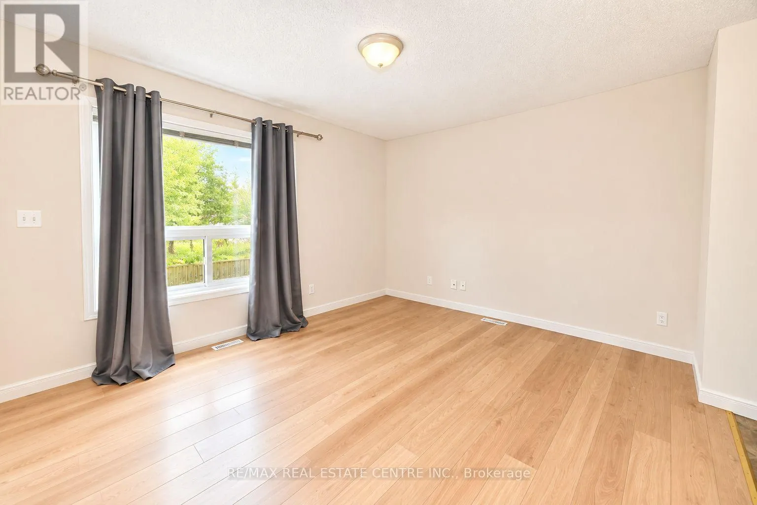 8 - 23 HOWE DRIVE