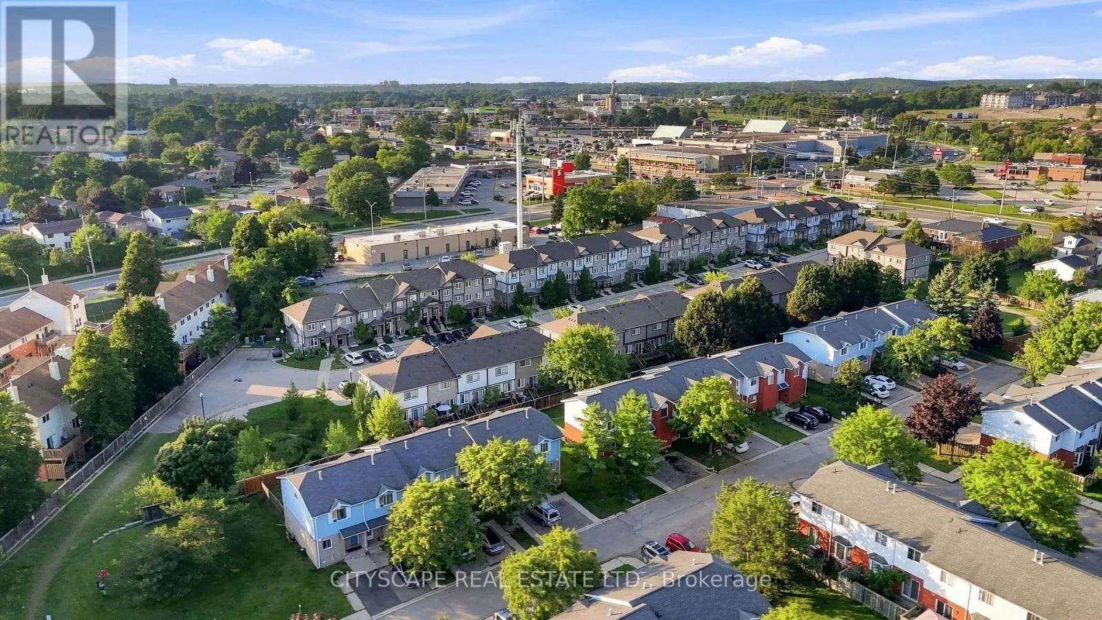 37 - 350 DUNDAS STREET S