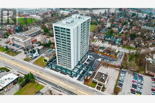 1807 - 741 KING STREET W