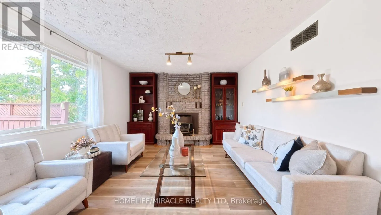 488 HEATHER HILL PLACE