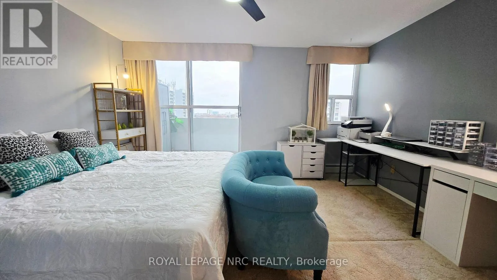 PH 8 - 35 TOWERING HEIGHTS BOULEVARD #PH 8