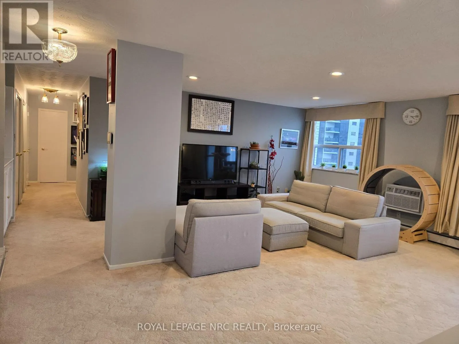 PH 8 - 35 TOWERING HEIGHTS BOULEVARD #PH 8