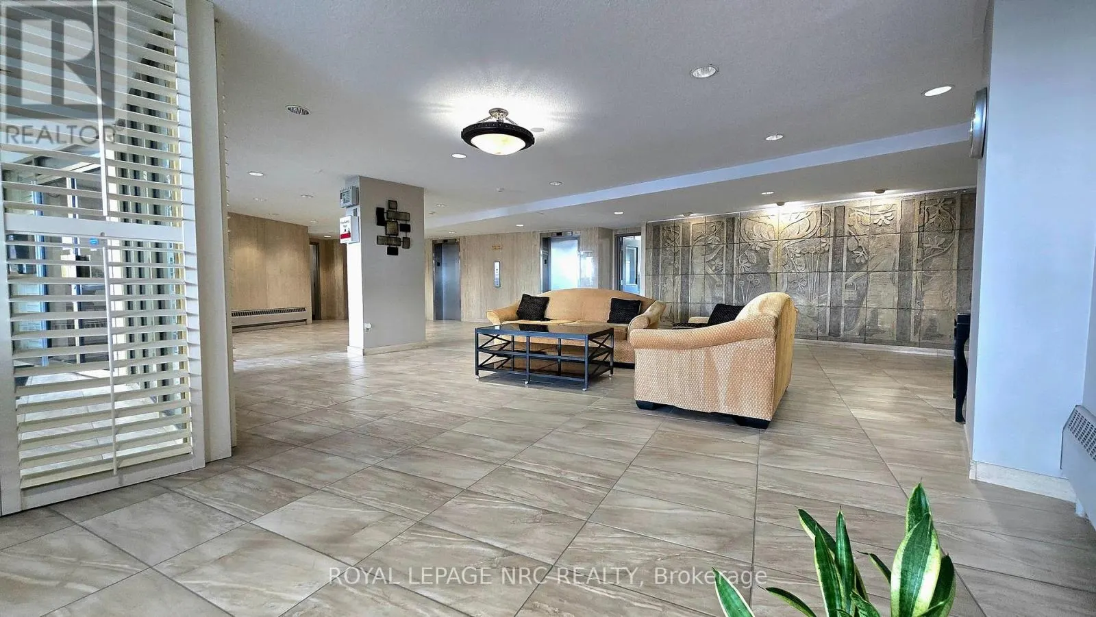 PH 8 - 35 TOWERING HEIGHTS BOULEVARD #PH 8