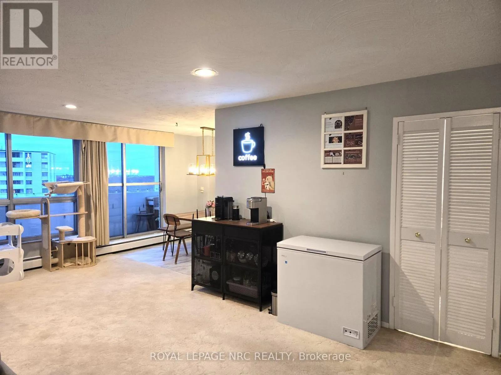 PH 8 - 35 TOWERING HEIGHTS BOULEVARD #PH 8