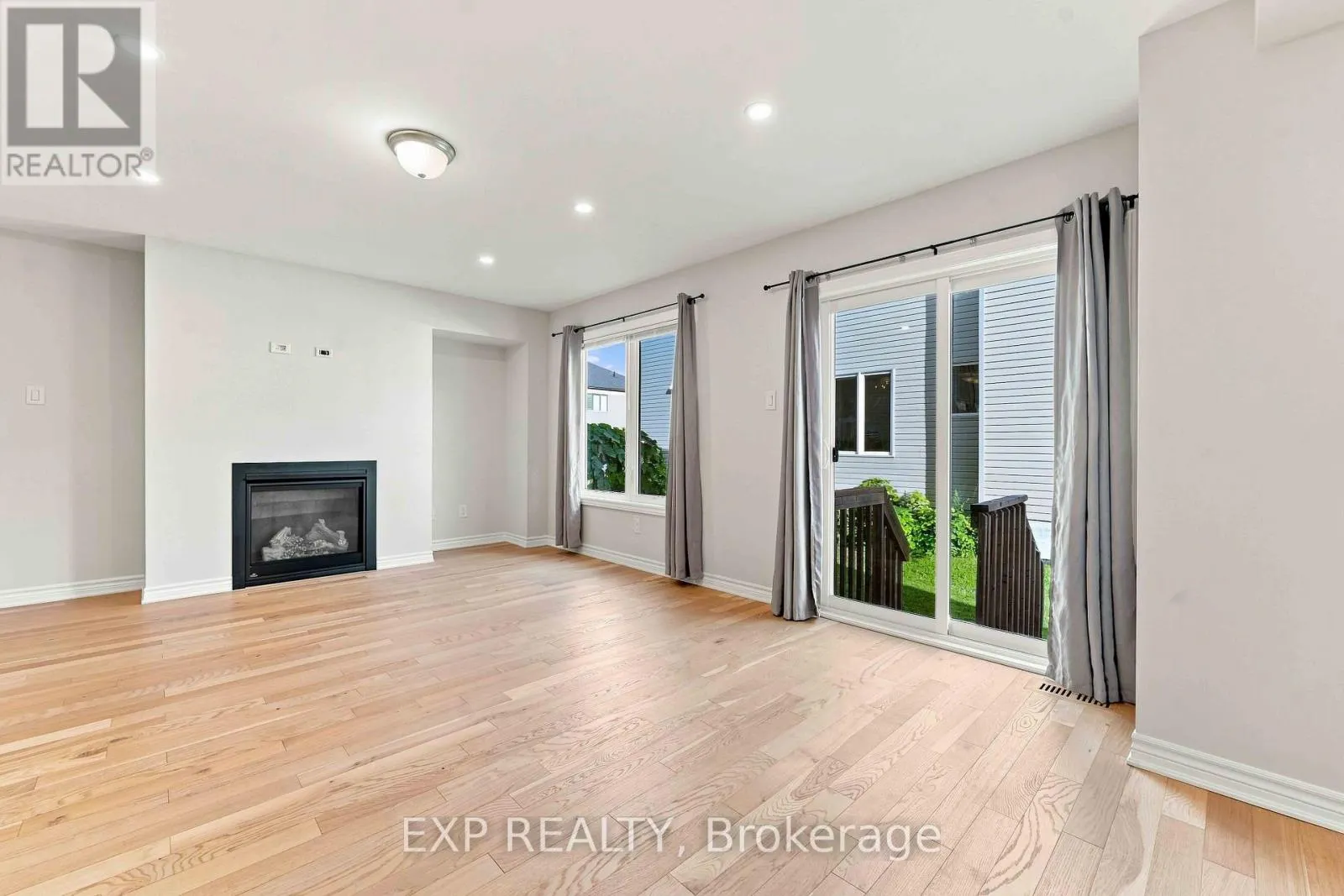 608 PARADE DRIVE