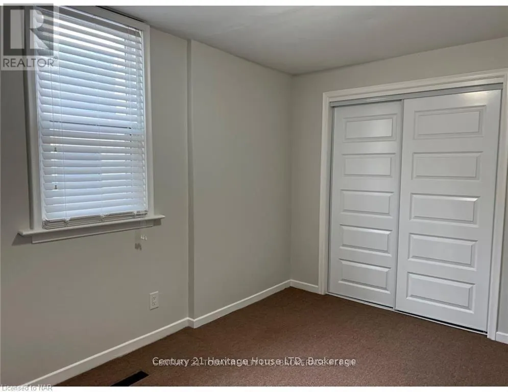 LOWER - 61 PHIPPS STREET #Lower