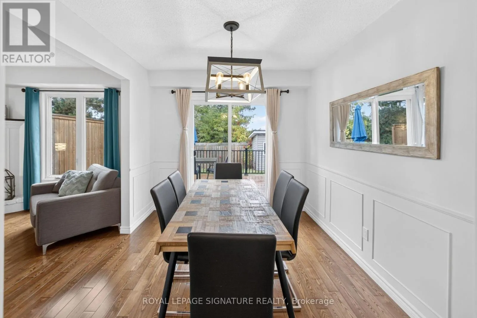 2 CINDY AVENUE
