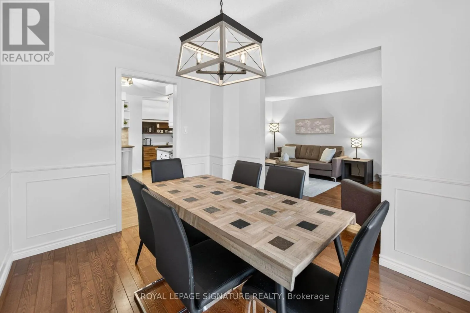 2 CINDY AVENUE
