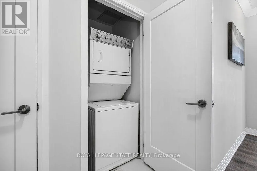 209 - 10 CONCORD PLACE