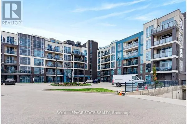 209 - 10 CONCORD PLACE