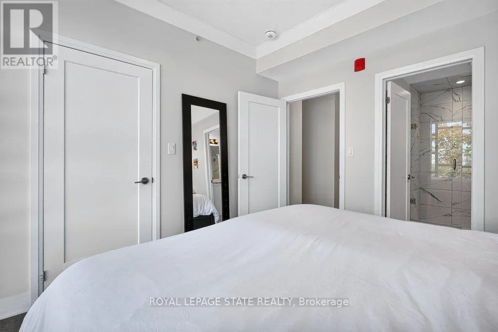 209 - 10 CONCORD PLACE