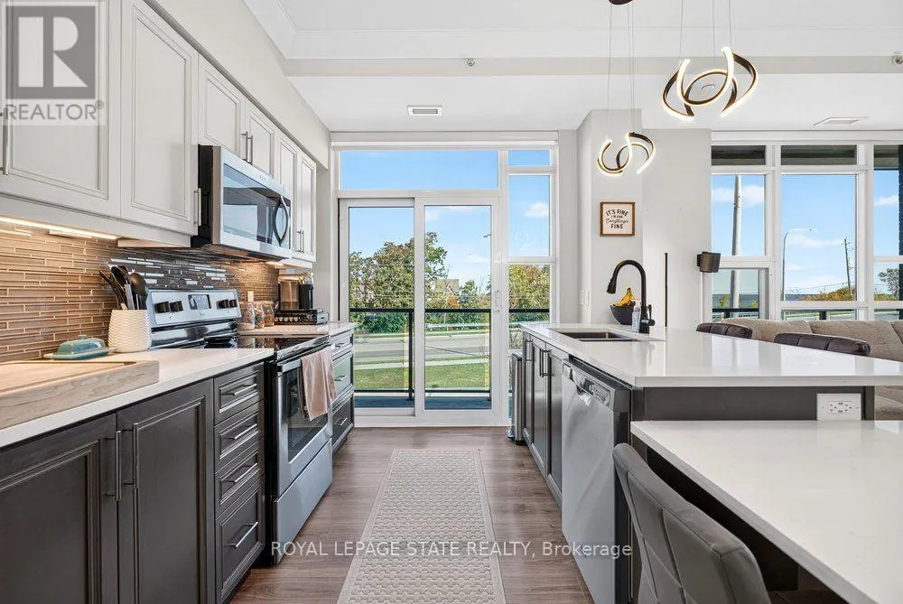 209 - 10 CONCORD PLACE
