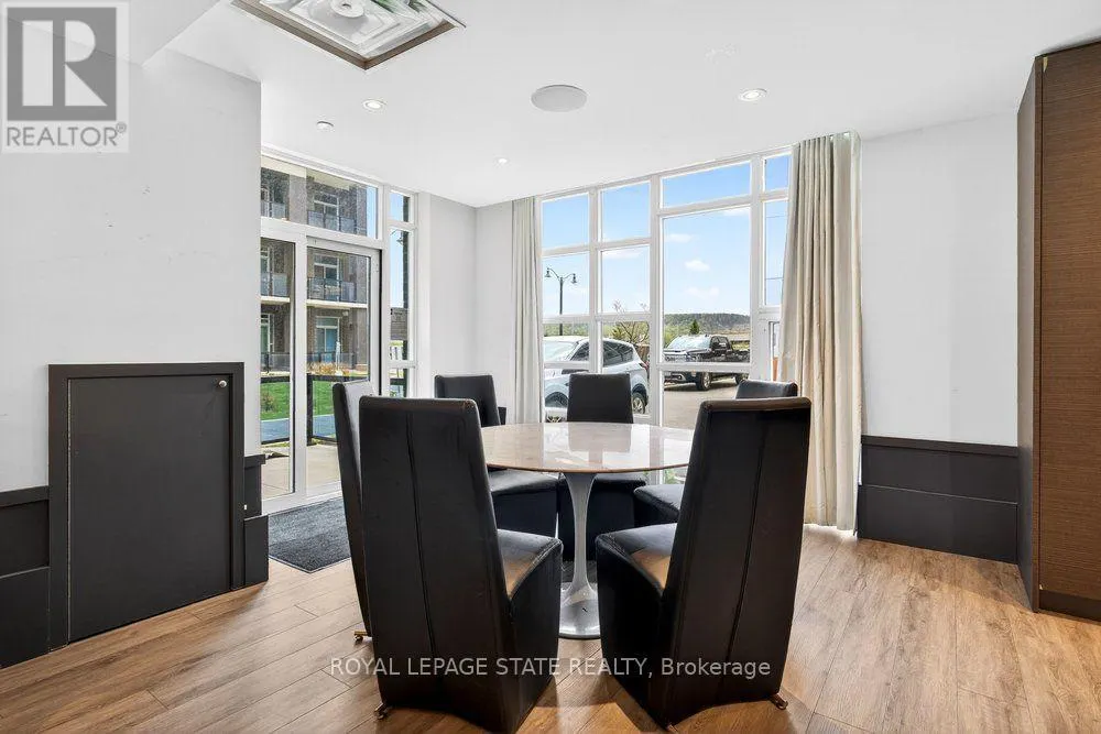 209 - 10 CONCORD PLACE