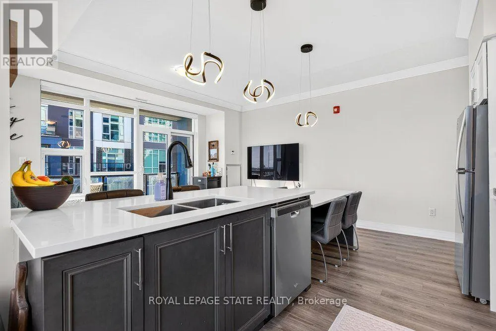 209 - 10 CONCORD PLACE