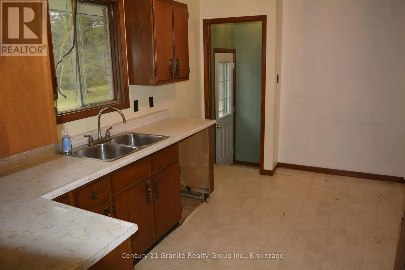 31289 HWY 62 N