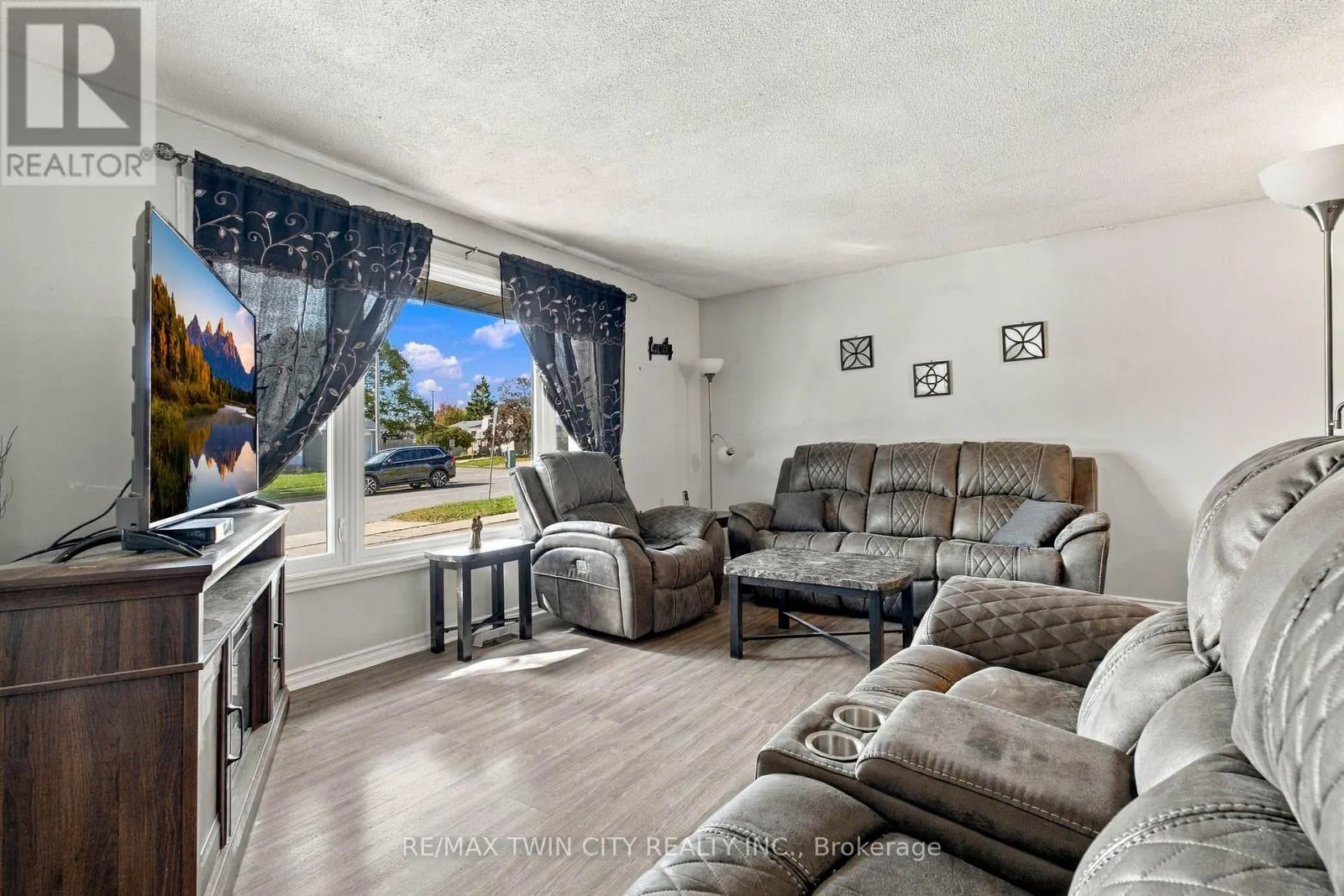 170 SUNSET BOULEVARD