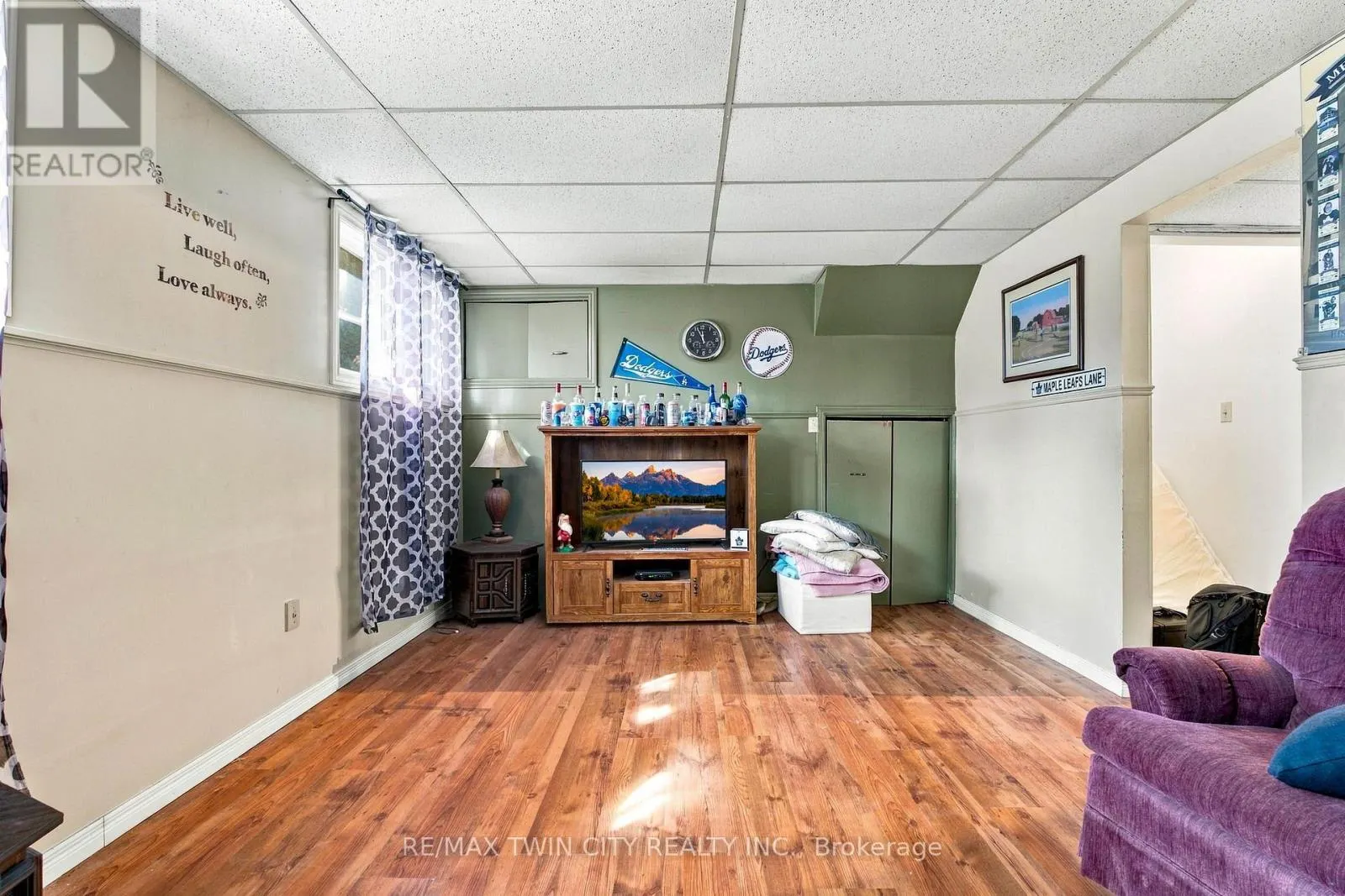 170 SUNSET BOULEVARD