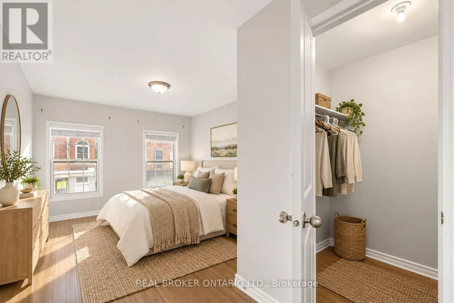 2 - 125 PRESCOTT STREET