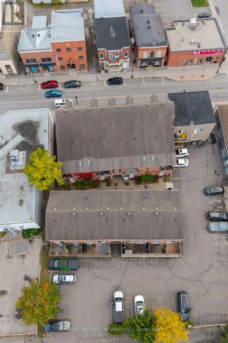 2 - 125 PRESCOTT STREET