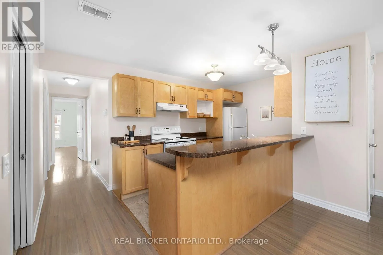 2 - 125 PRESCOTT STREET