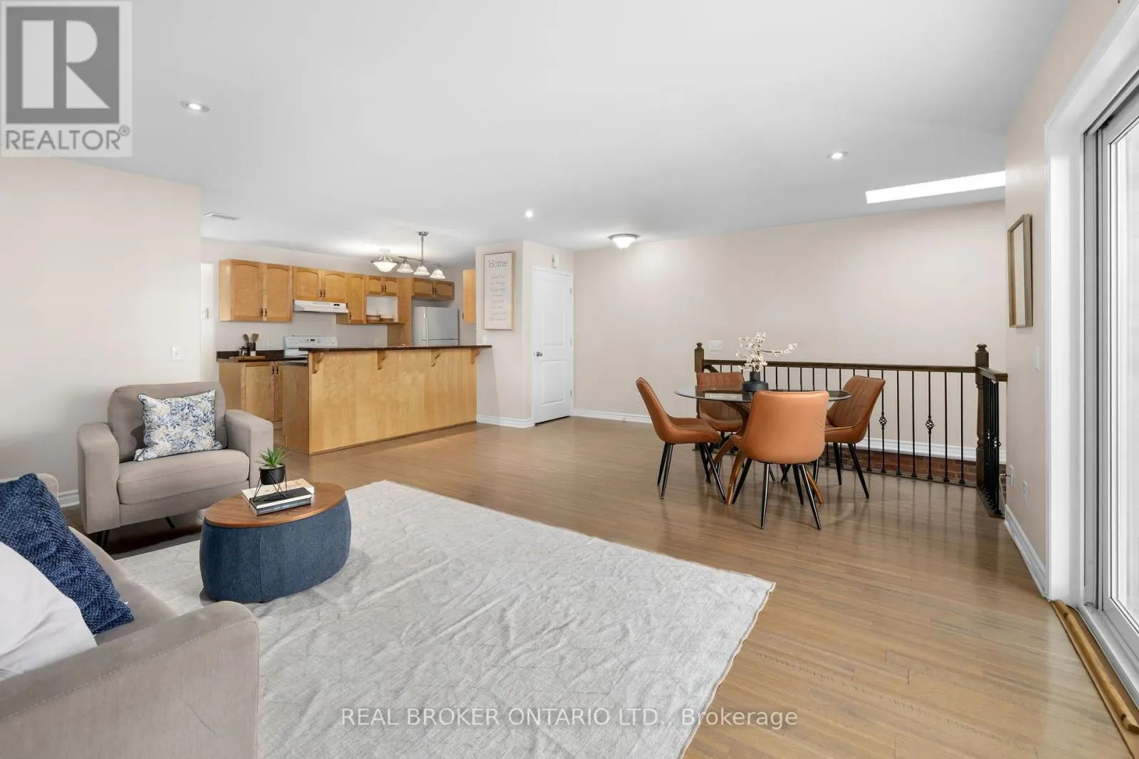 2 - 125 PRESCOTT STREET