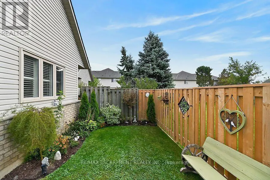 43 - 34 SOUTHBROOK DRIVE