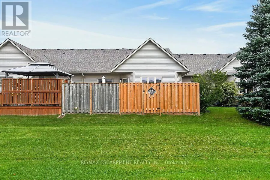 43 - 34 SOUTHBROOK DRIVE
