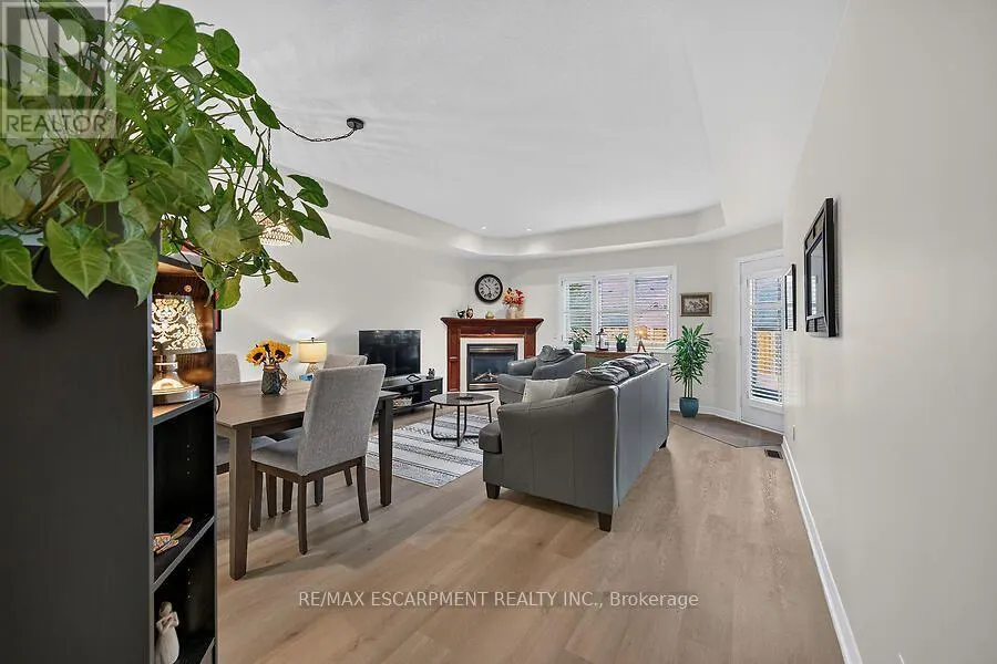 43 - 34 SOUTHBROOK DRIVE