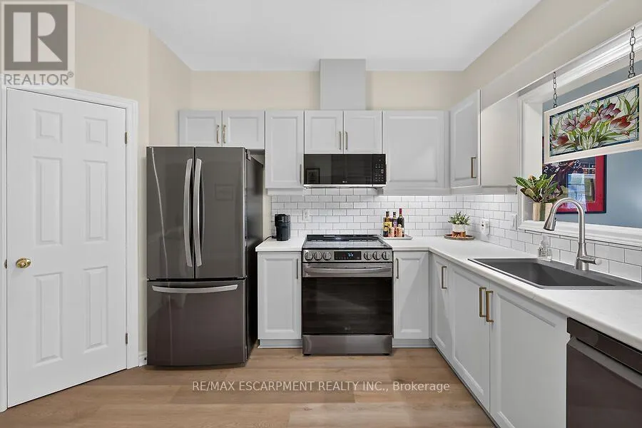 43 - 34 SOUTHBROOK DRIVE